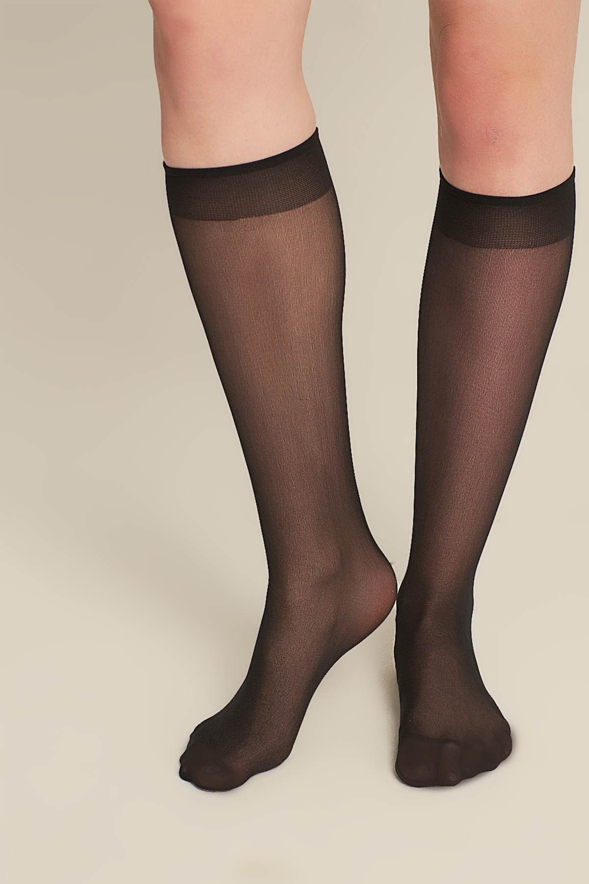 Özge, Özge Çorap, Kayseri Çorap Toptan, Türkiye Çorap İhracat, Çorap Tesisi, Türkiye Çorap Tesisi